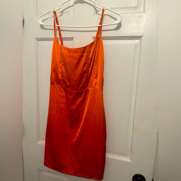 Dress color: Orange, size M, Brand:Fashion Nova. - Picture 2 of 3